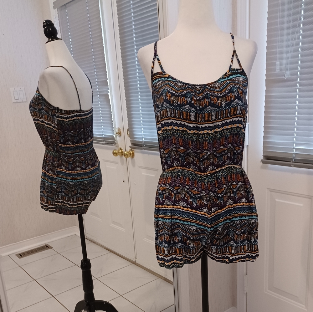 4/$80 Multicolored Shorts Romper - Size Small